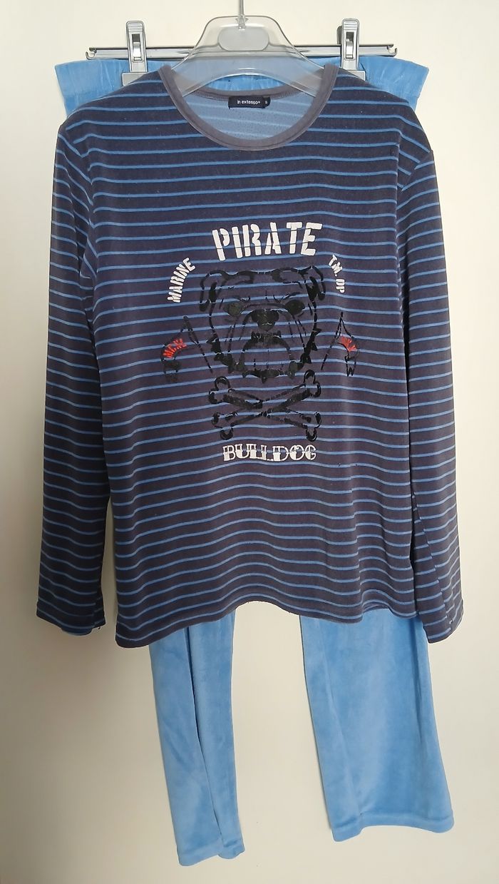Pyjama en velours bleu 16 ans