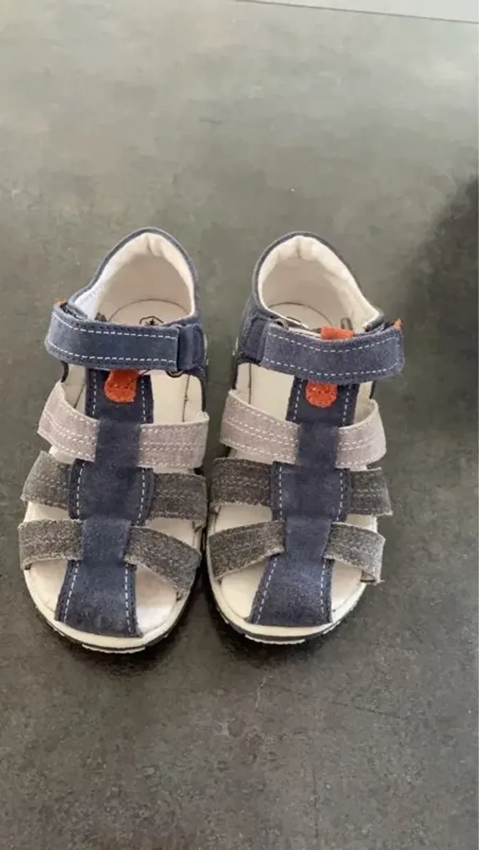 Sandale Taille 27