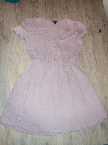 Robe rose pâle