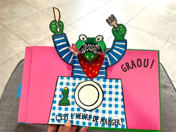 Livre animé jeunesse – Toc, toc, Monsieur Croc ! de Jo Lodge chez Milan Jeunesse - photo numéro 4