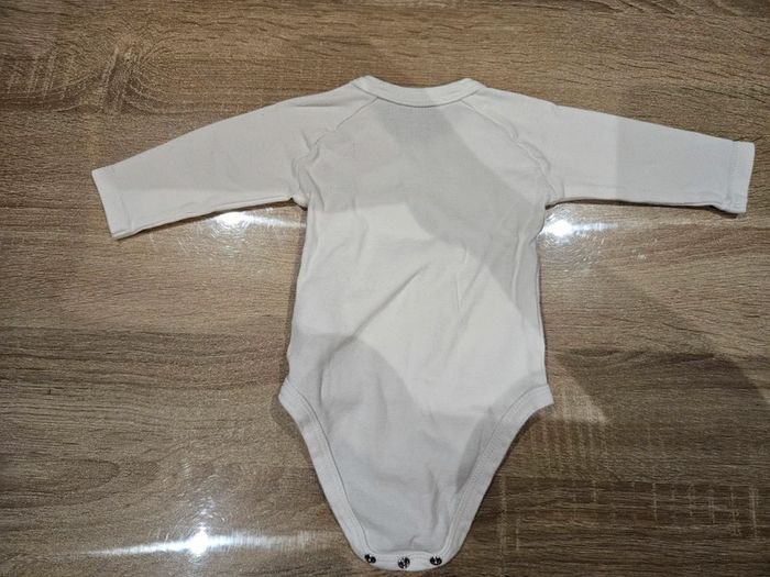 Lot de 3 bodies 6 mois - photo numéro 10