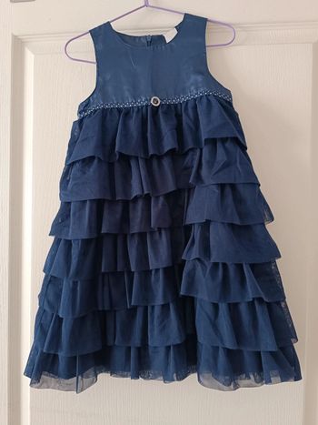 Robe à volants bleue marine doublée 4 ans neuve sans étiquette