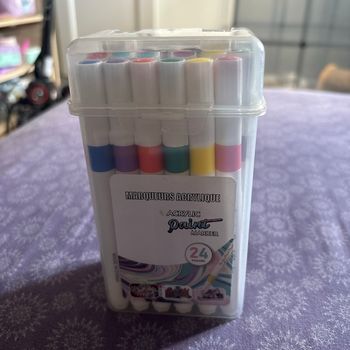 Feutres acrylique