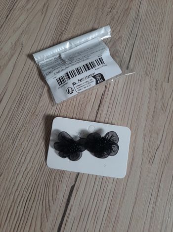 Super paire de boucles d'oreilles