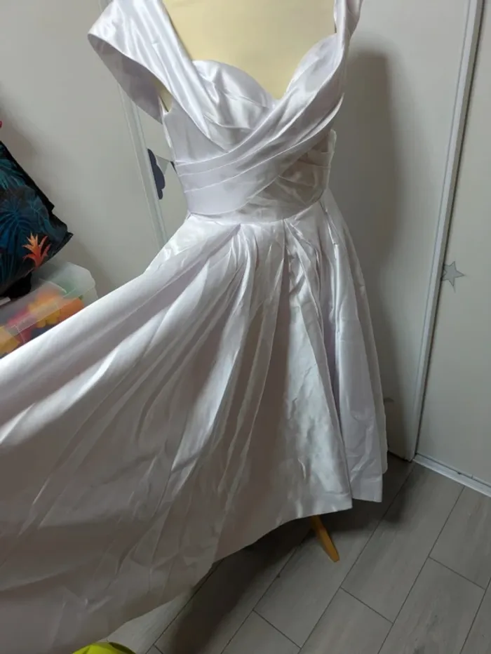 Robe trapèze de mariage taille 38 corsage laçage - photo numéro 4