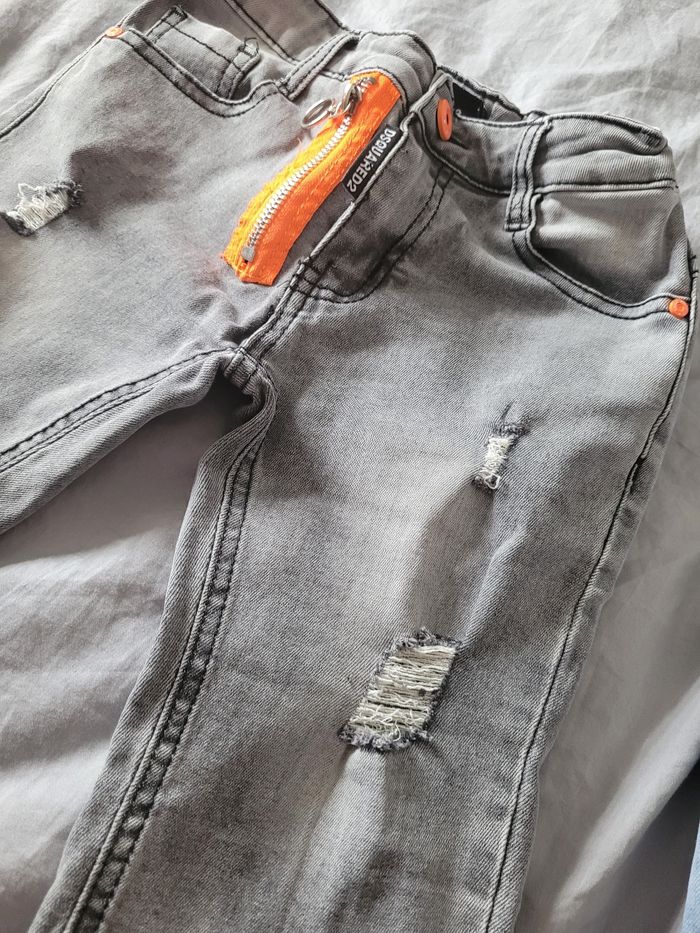 pantacourt en jeans desquared2 8ans (5e) - photo numéro 3
