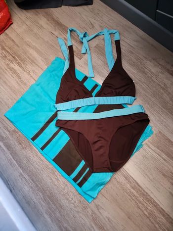 Maillot de bain 3 suisses T38 + paréo