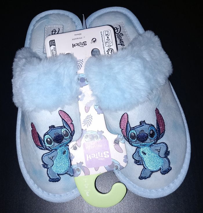 Chaussons Stitch neufs avec étiquette - photo numéro 2