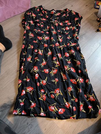 Robe sans manche fleur poches