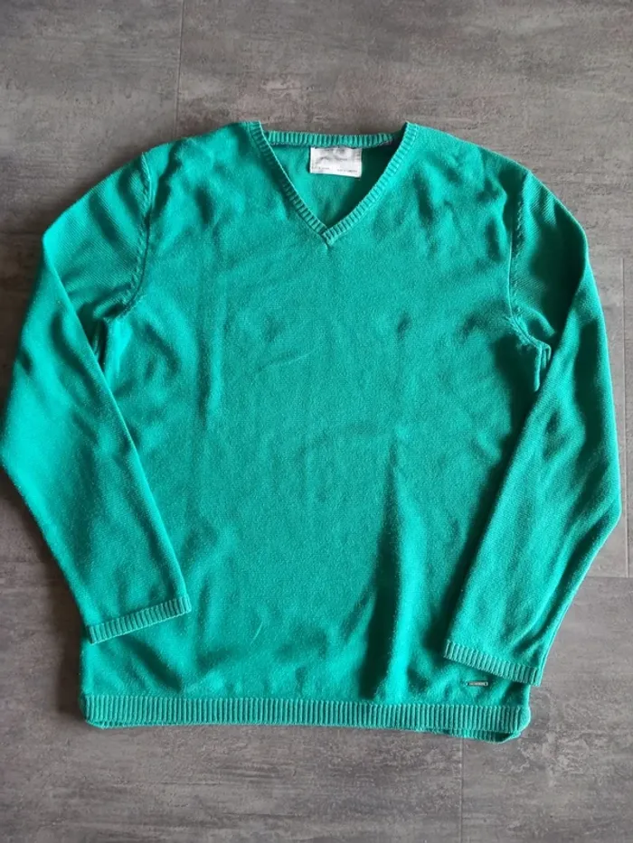 Pull mi saison garçon Zara 10 ans.