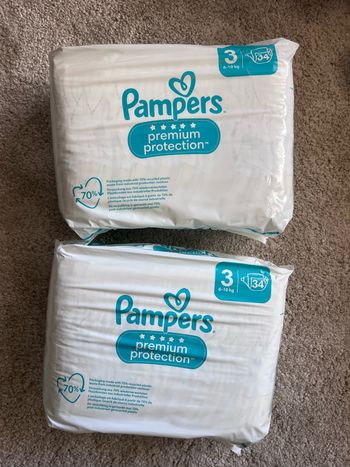 Couches Pampers taille 3