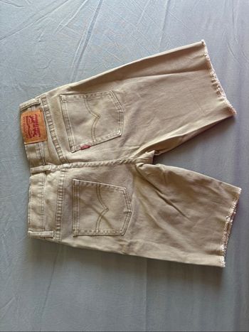 Bermuda levis