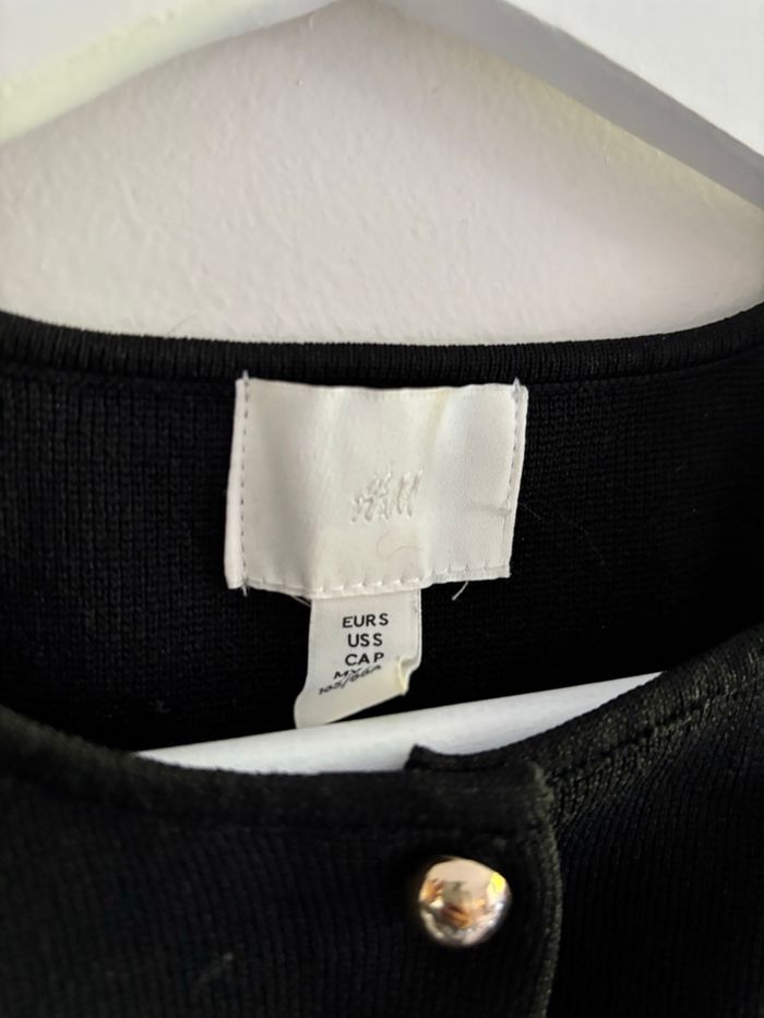 Top chic Zara , taille S noir classe - photo numéro 4