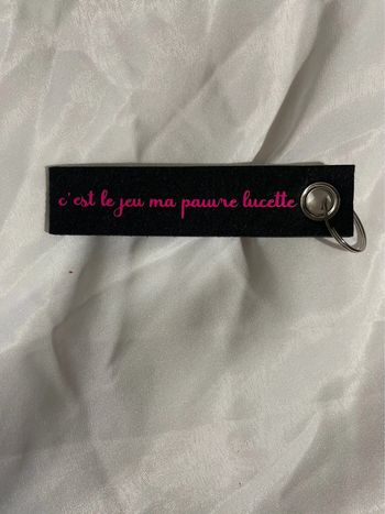 Porte clé feutrine noir