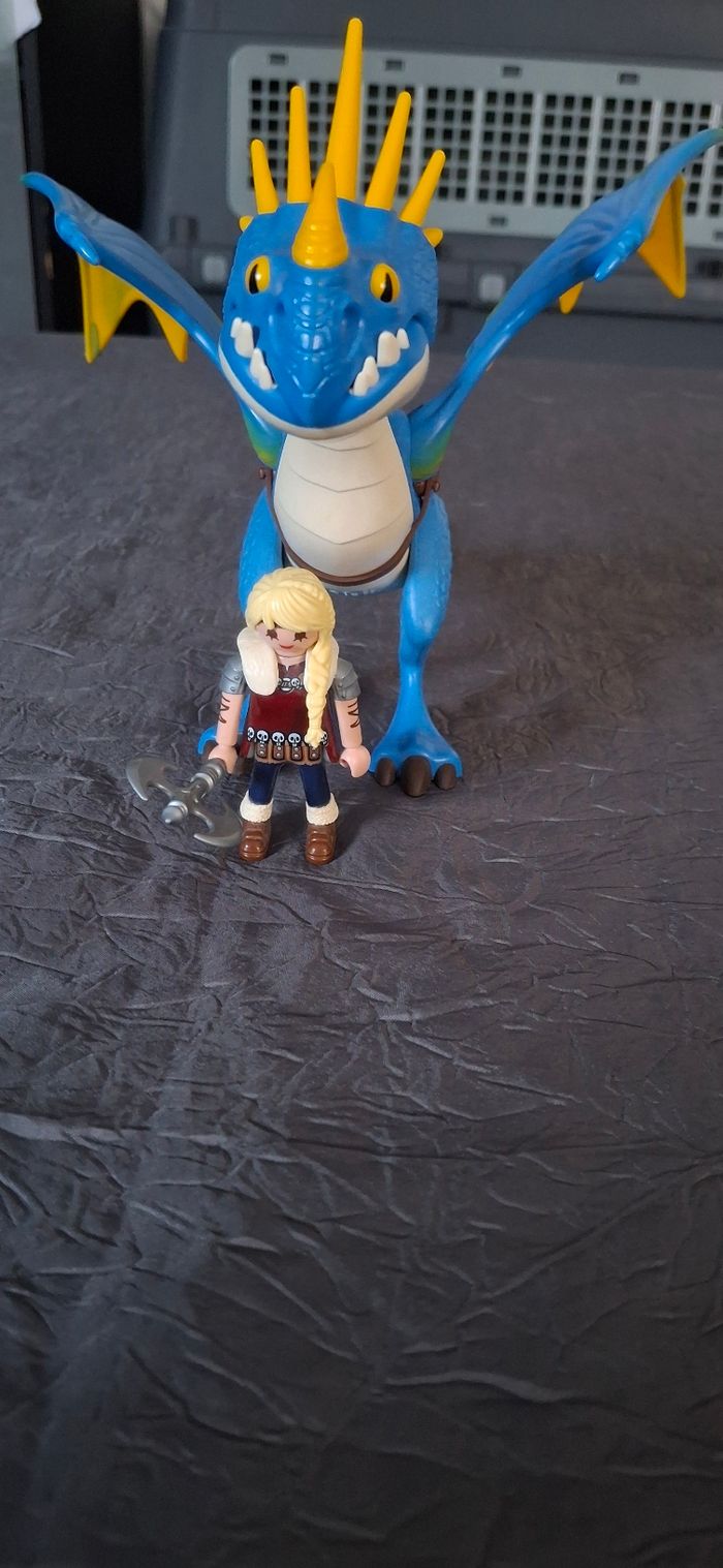 Figurine Astride sur Dragon Tempête  Très Bon État - photo numéro 6