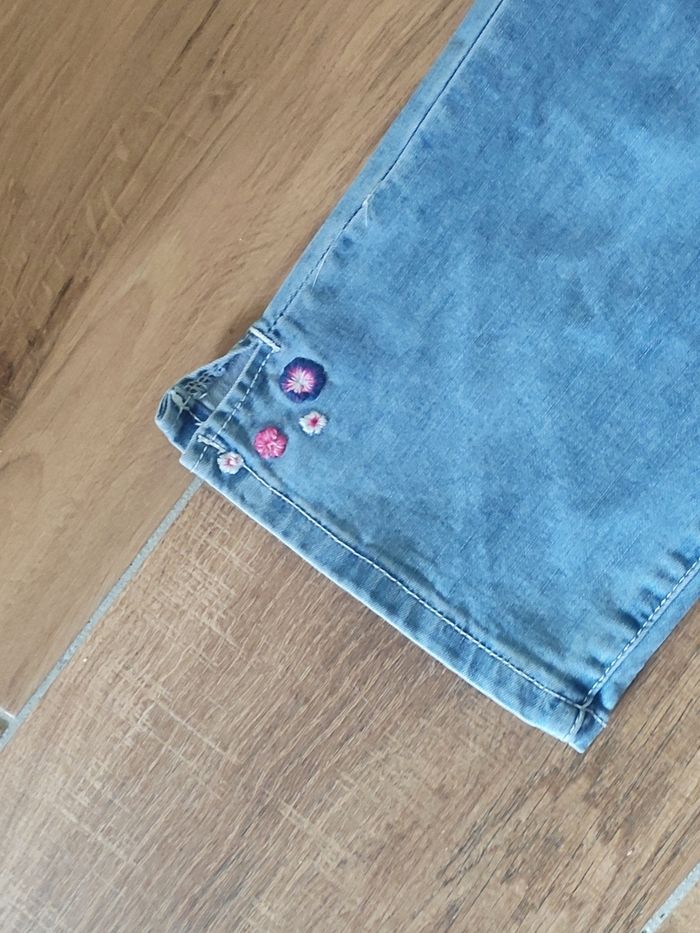 Pantalon fleurs - photo numéro 2