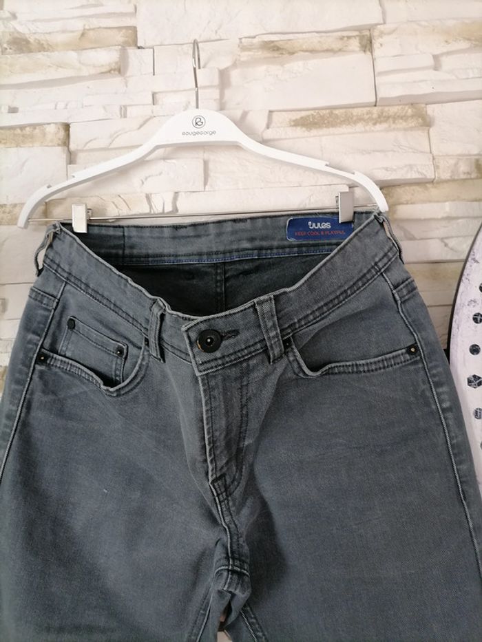 Jean's droit homme - photo numéro 2