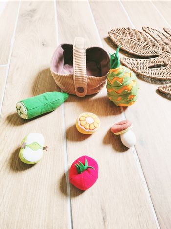 🍅 Dinette panier marron anse avec légumes et fruits en tissu- peluche