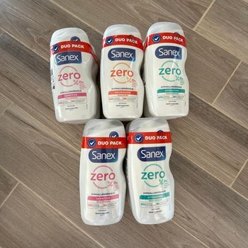Lot 2 gels douche Sanex