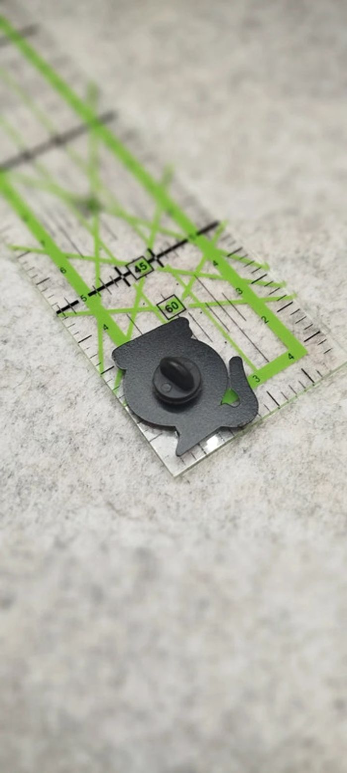 🍄 pin's cafetière - photo numéro 3