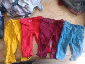 Lot pantalon fille 9 mois