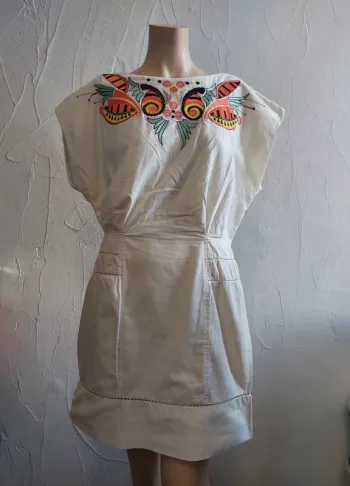 Robe French Connection