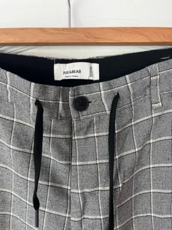 Pantalon à carreaux homme – Pull & Bear – T42 avec lacets - photo numéro 2