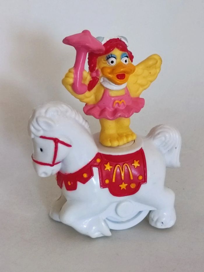 Figurine circus - birdie sur cheval Mac do