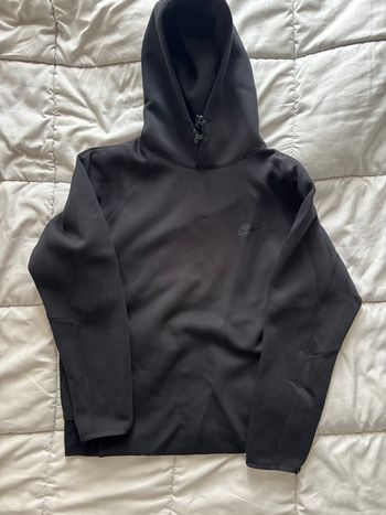 Pull Nike tech 