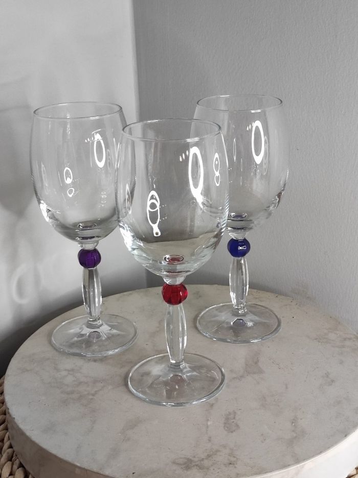 Verres perle à facettes