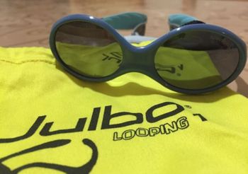 Lunettes de soleil julbo 6 mois