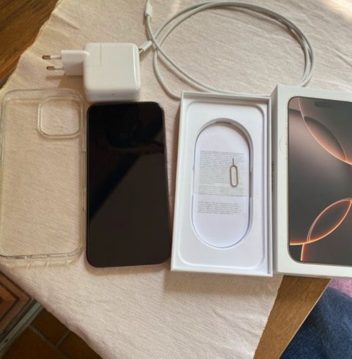 iPhone 16 pro max - photo numéro 2