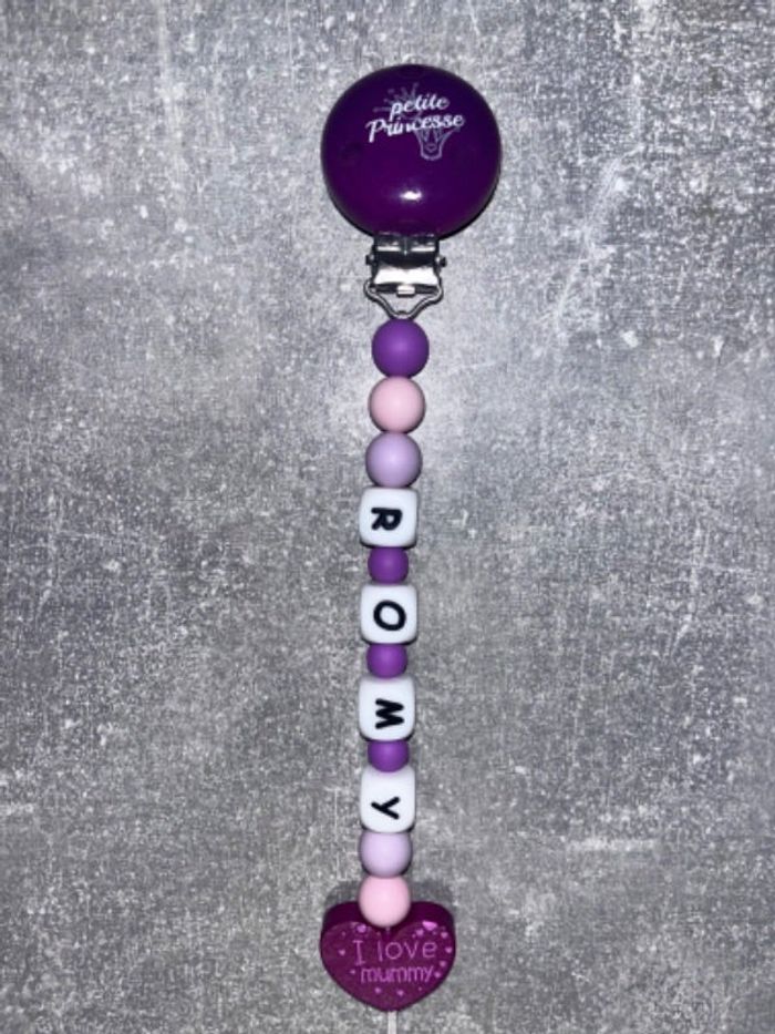 Attache tétine personnalisé