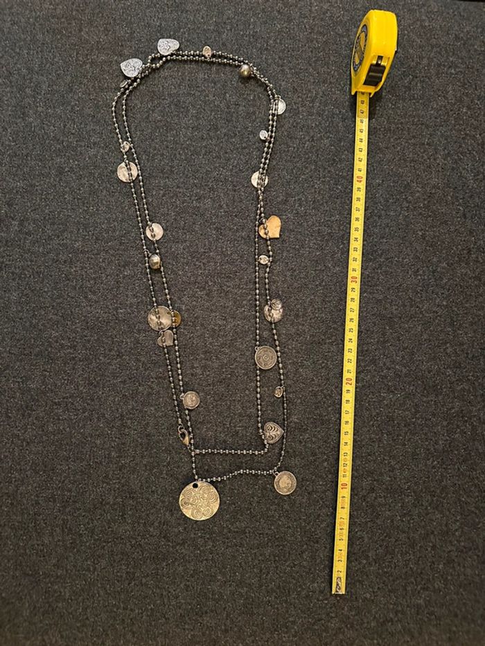 Collier sautoir médailles et cœurs en métal - photo numéro 6