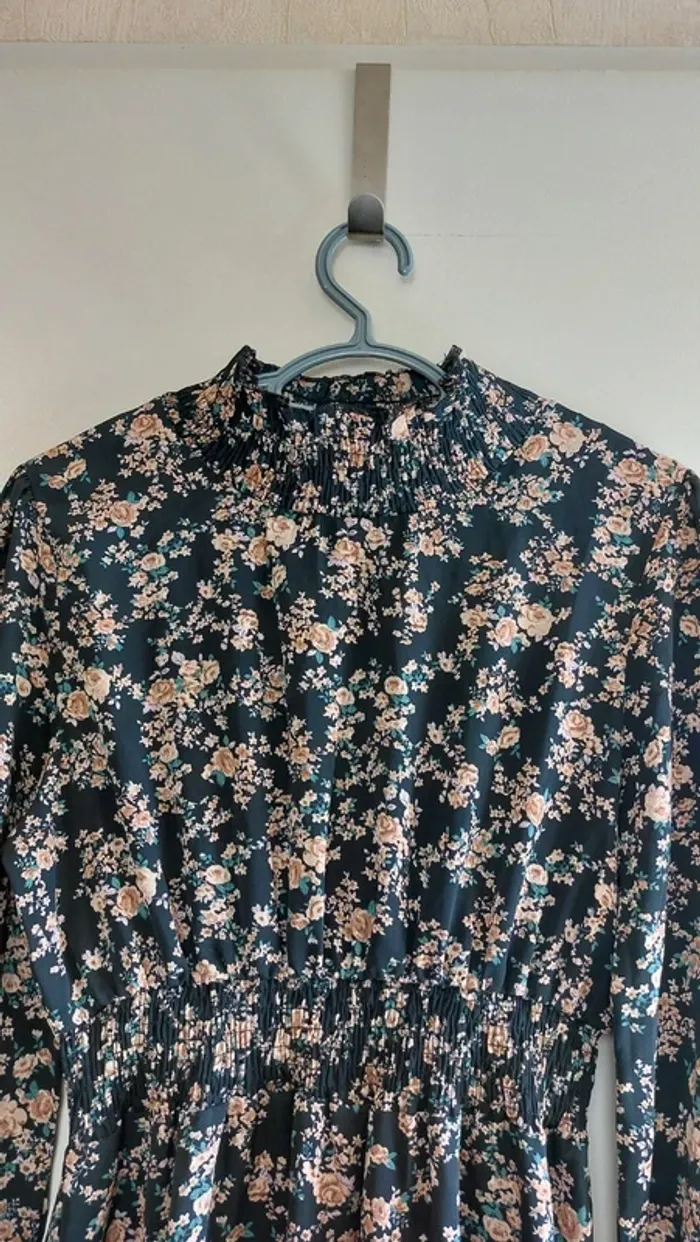 Robe taille 36 ou S - photo numéro 2
