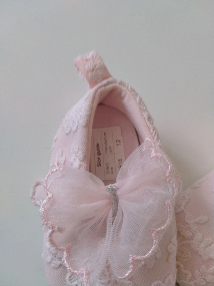 Chaussures bébé fille taille 18 - photo numéro 3