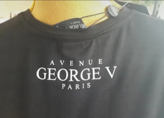 T-shirt Avenue George V neuf - photo numéro 2