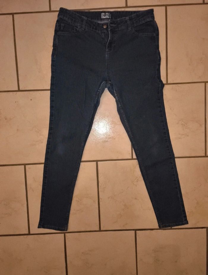 Jean bleu skinny taille 42