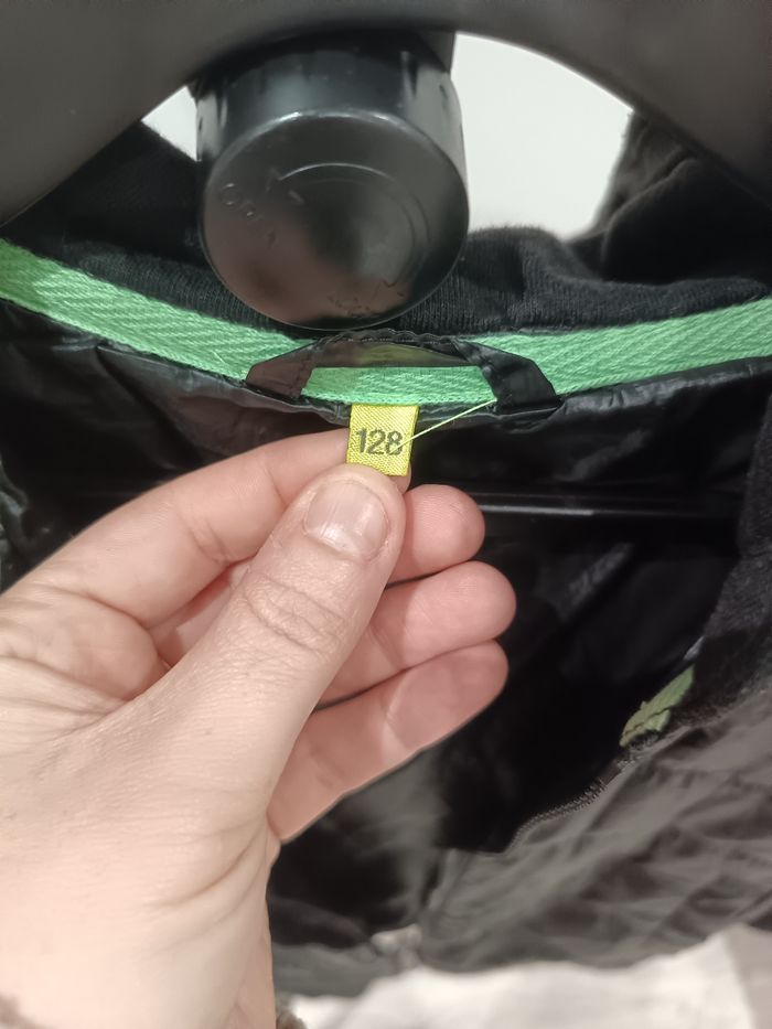 Veste similaire plastique devant 8 ans - photo numéro 9