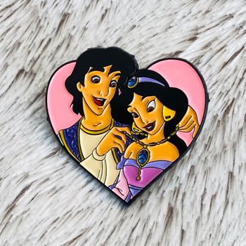 Pins Émail Coeur Disney Aladdin Jasmine