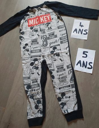 Pyjama combinaison 4-5ans