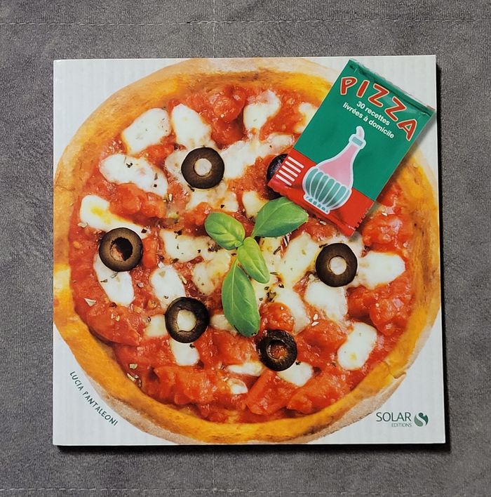 Pizza, 30 recettes livrées à domicile Lucia Pantaleoni