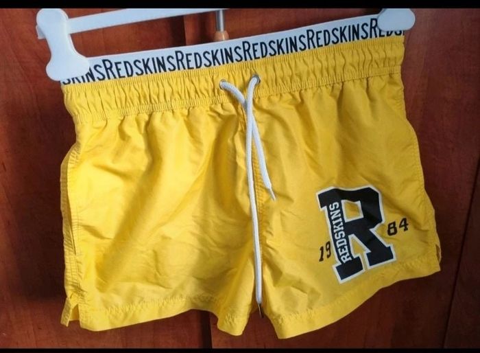Short de plage jaune taille S