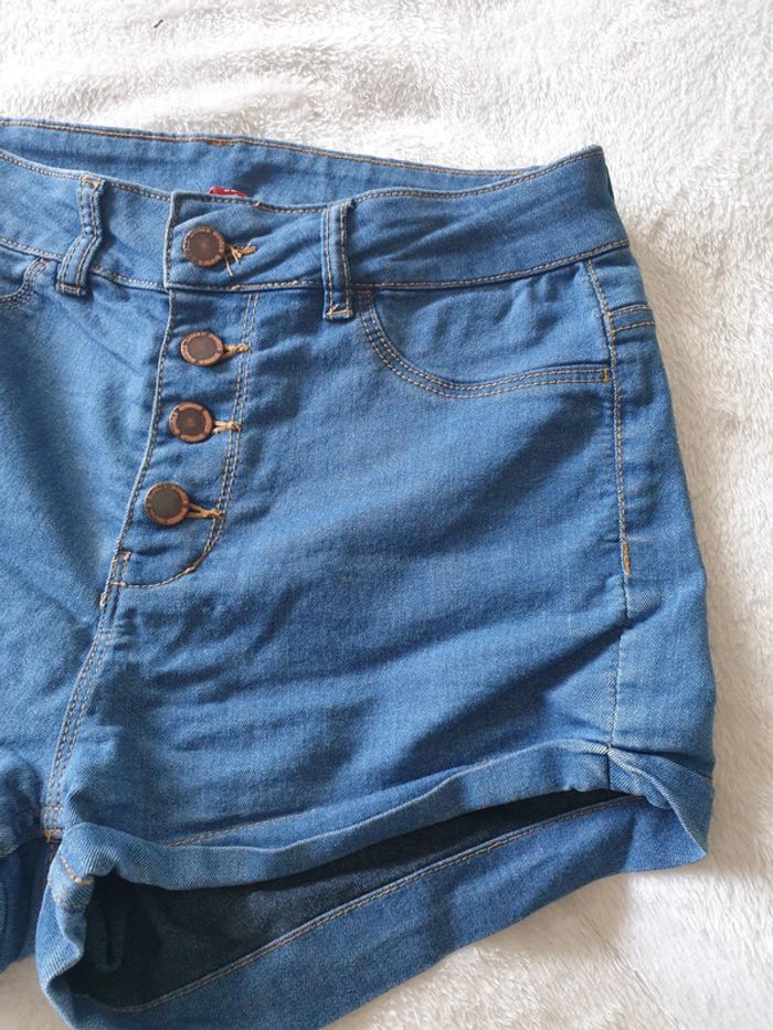 Short 36 taille haute - photo numéro 2