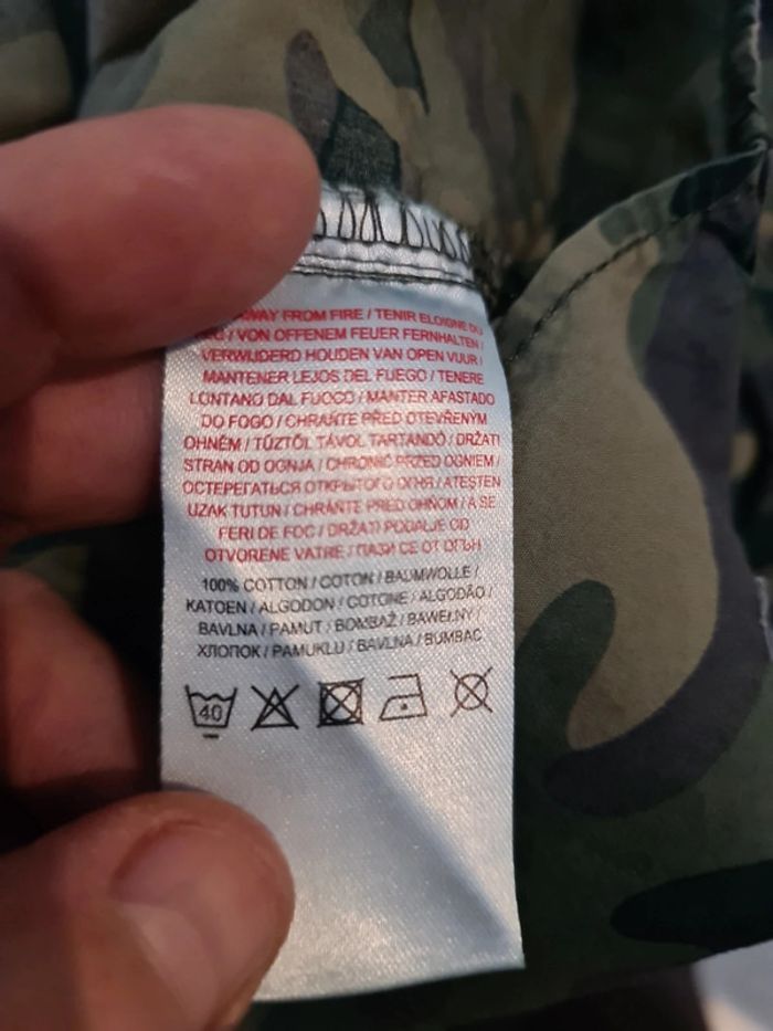 Chemise Dissident neuve taille M - photo numéro 18