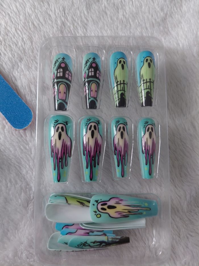 Faux ongles pour Halloween - photo numéro 2
