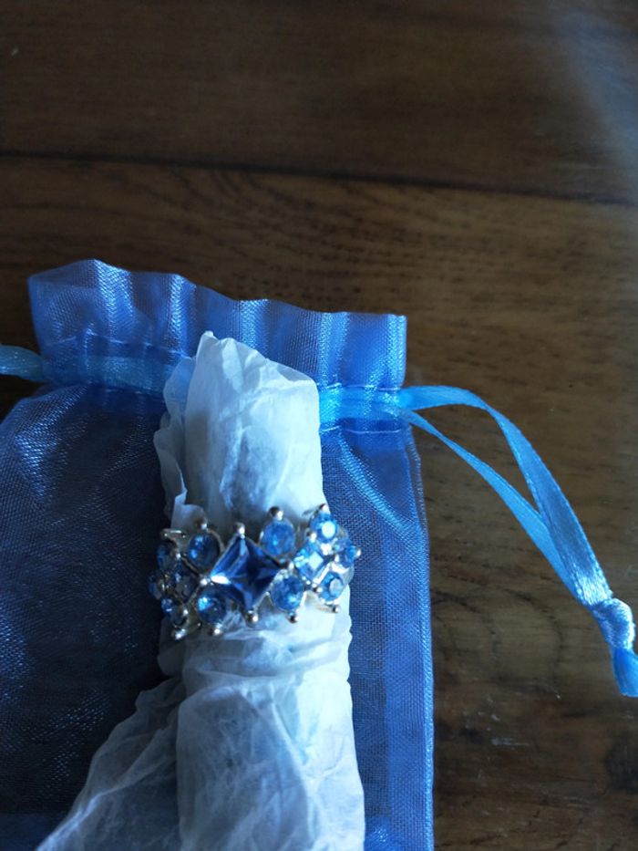 Bague bleu - photo numéro 2