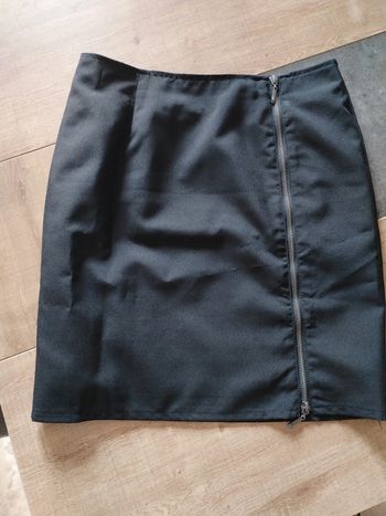 Jupe tailleur zippée 40 (c)