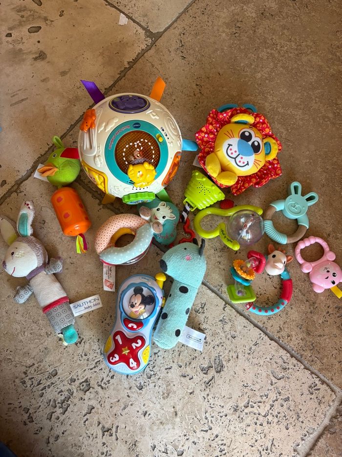 Lot jeux d éveil bébé - photo numéro 2