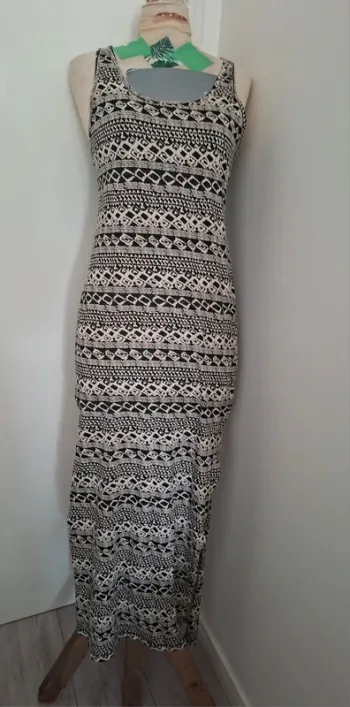 Robe longue noire et beige à motifs ethniques - taille XL - Fentes latérales
